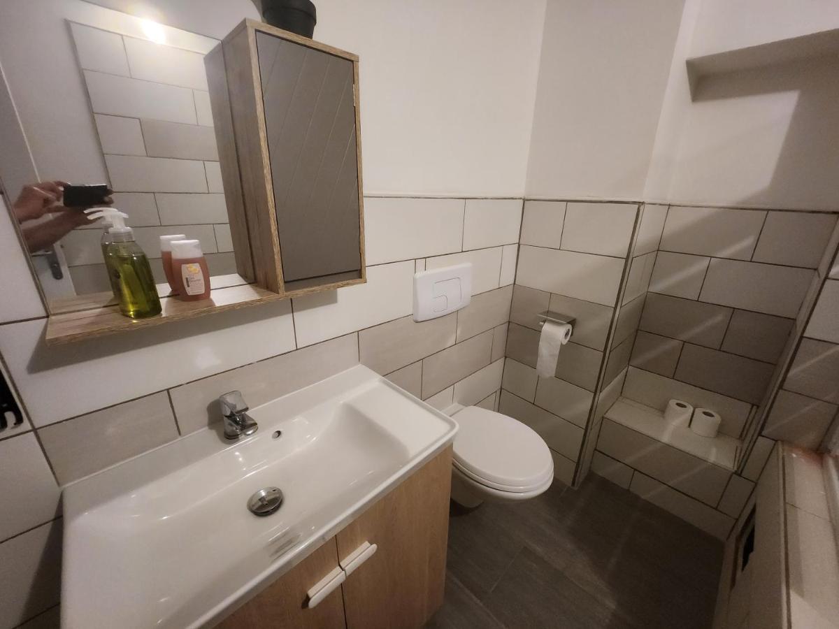 Spacieux 2 Chambres, Lumineux Bar-le-Duc Extérieur photo